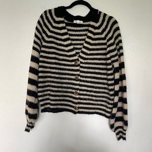 Black / cream striped cardigan w/ bubble sleeves. Size Sm